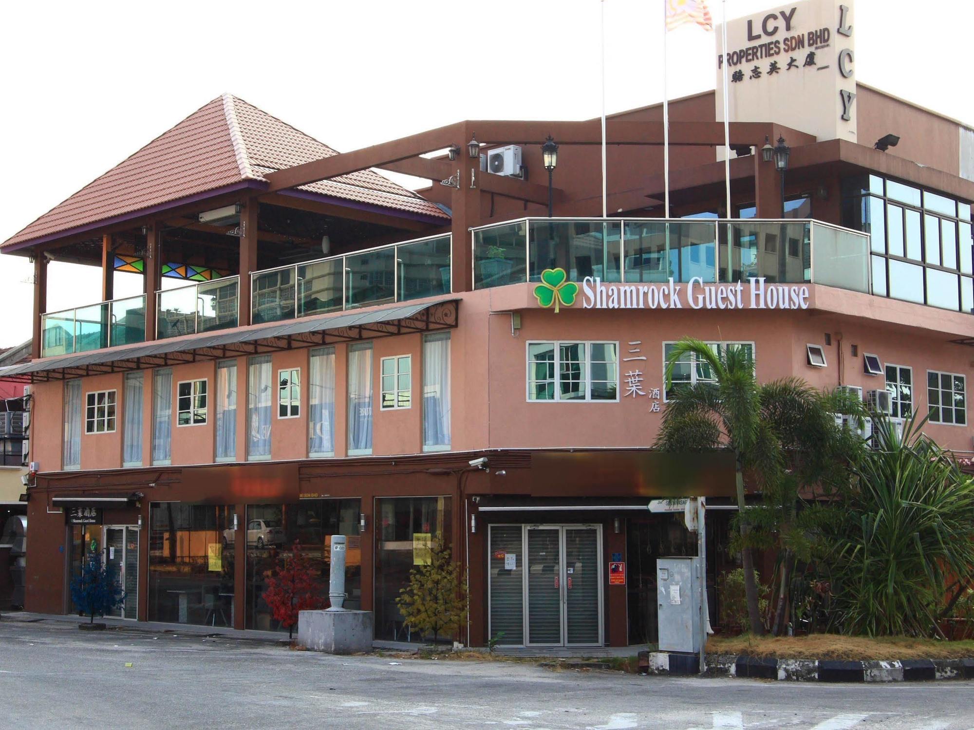 Shamrock Guest House Ipoh Esterno foto